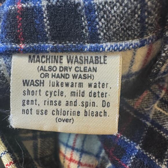 Vtg Pendleton The Original Board Shirt 100% Pure Wool Macrae Tartan Medium Shirt - Picture 9 of 10